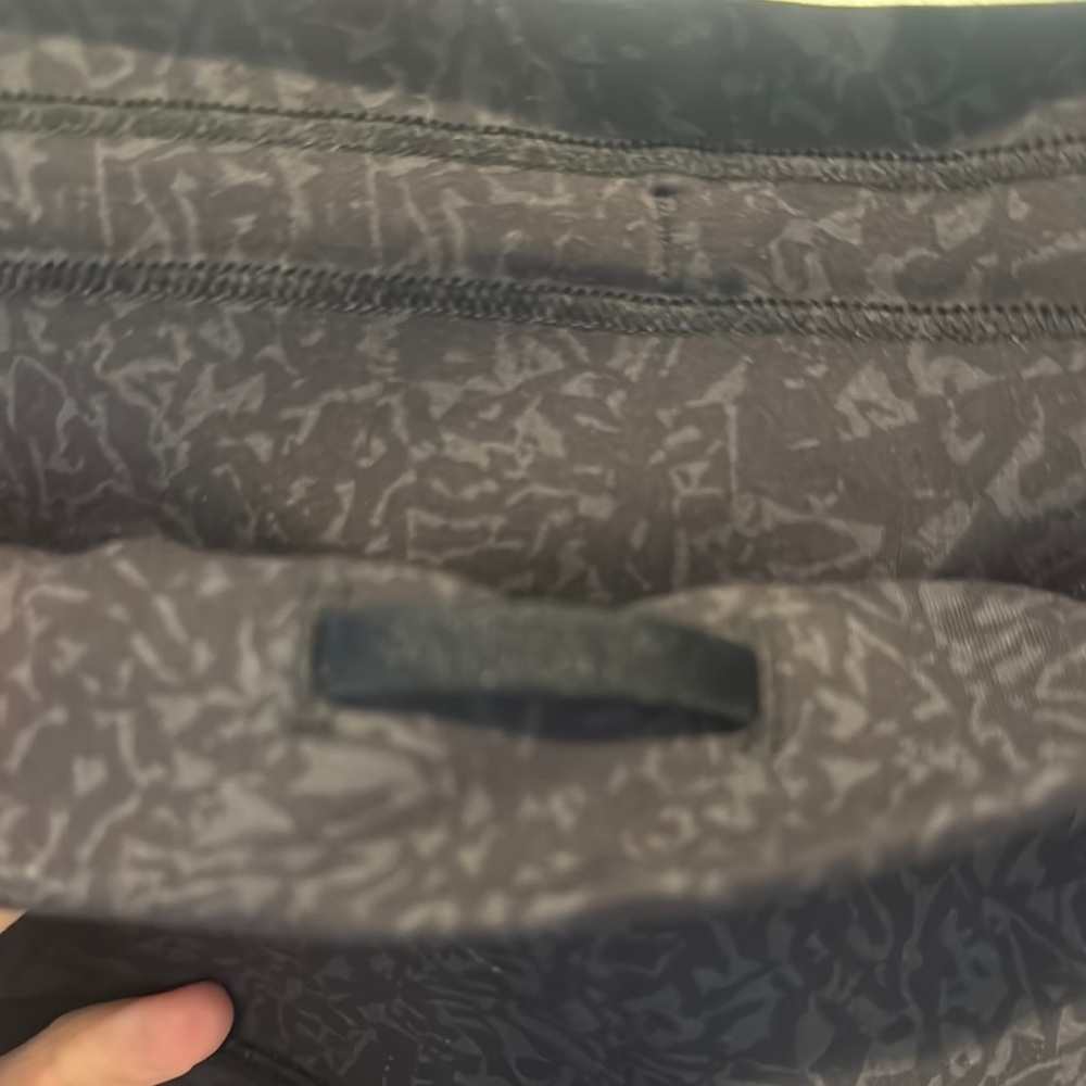 lululemon athletica Black Patterned Leggings - Picture 5 of 6